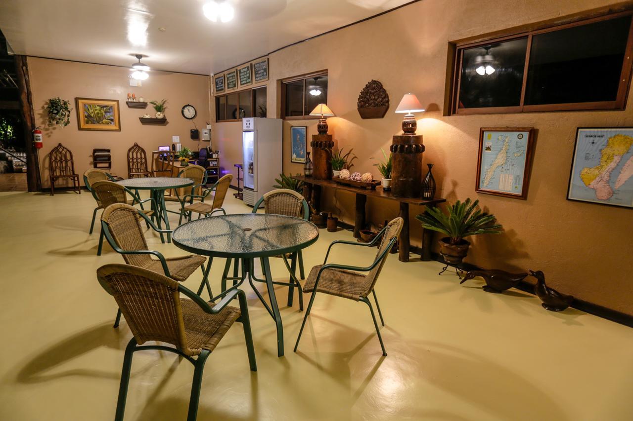 Bed and Breakfast Victoria'S Haven à Dumaguete City Extérieur photo