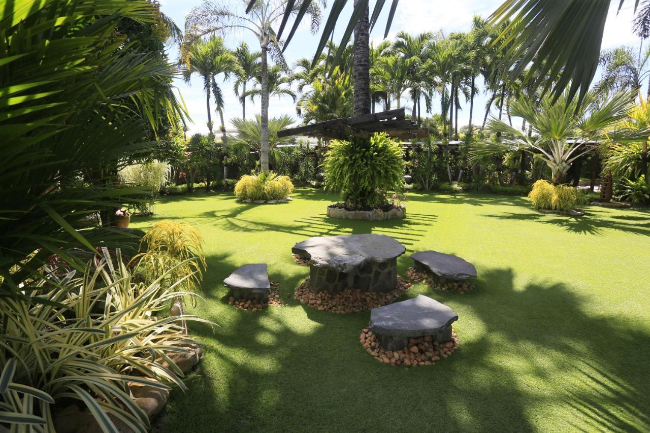 Bed and Breakfast Victoria'S Haven à Dumaguete City Extérieur photo