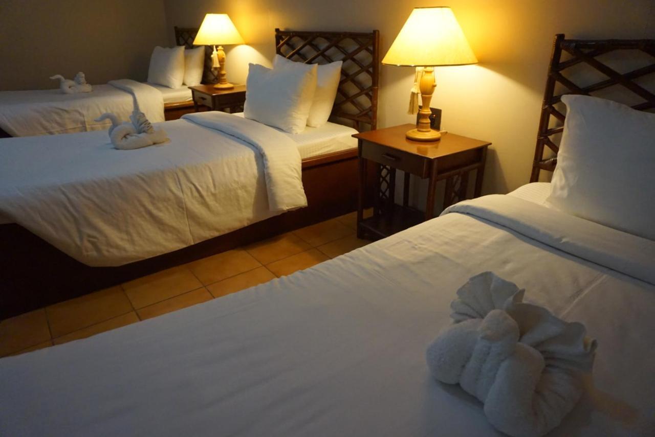 Bed and Breakfast Victoria'S Haven à Dumaguete City Extérieur photo